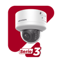 Cámara Domo IP / 4 Megapixel / Lente Motorizado 2.7-13.5 mm
